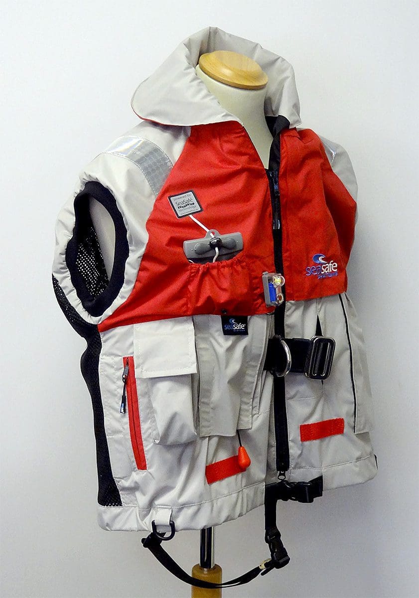 Navigator 2026 with integrated LifeJacket - Image 3